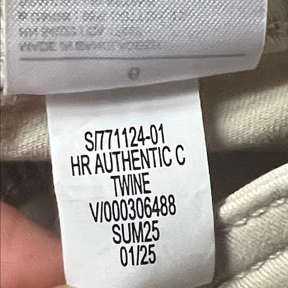 Banana Republic Factory Wide-Leg High-Ruse Cropped Raw Hem Pants - Picture 11 of 11